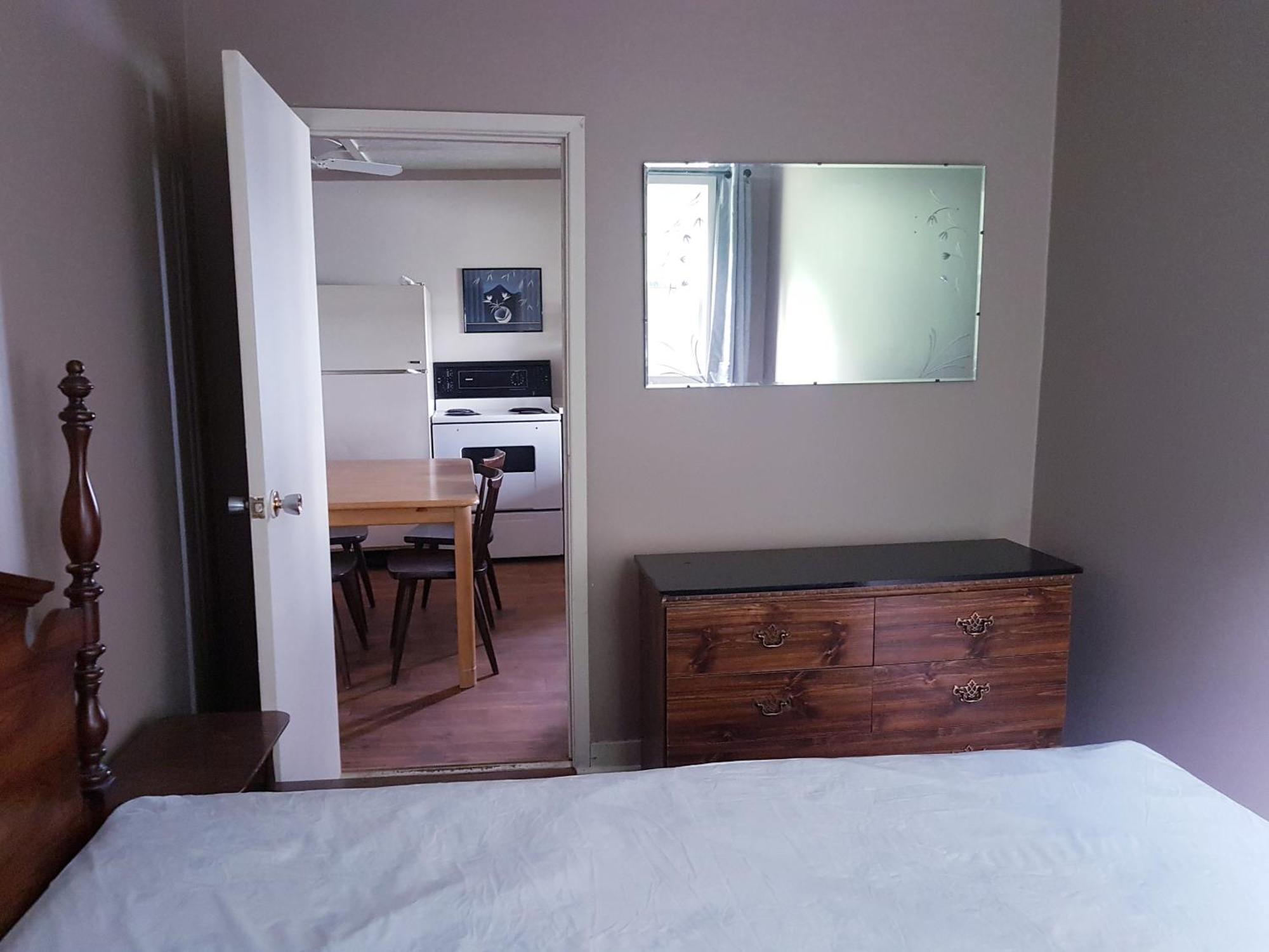 Marble Lake Lodge Cloyne ห้อง รูปภาพ