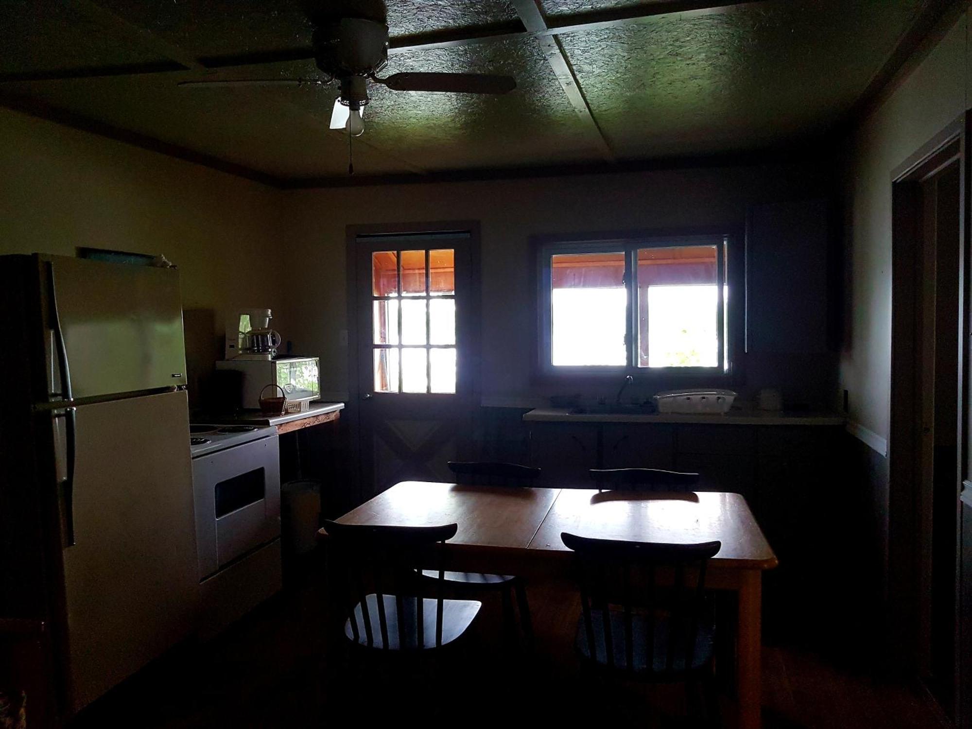 Marble Lake Lodge Cloyne ห้อง รูปภาพ