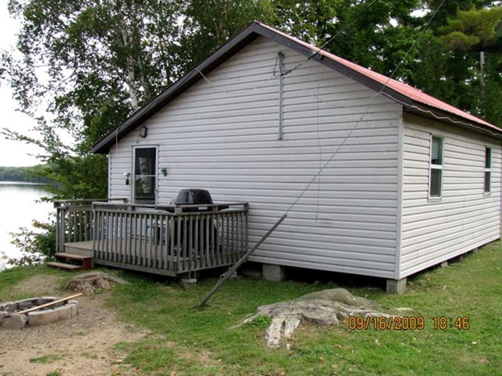 Marble Lake Lodge Cloyne ห้อง รูปภาพ